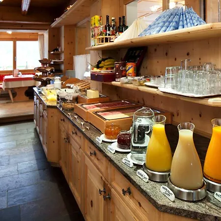 Astras Mini-hôtel 3*