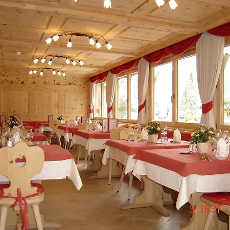 Astras Mini-hôtel 3*