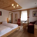 Herberg Astras 3*