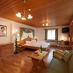 Astras 3* Scuol